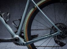 DYEDbro ochranná folie Grinduro Black Gravel mat (2)