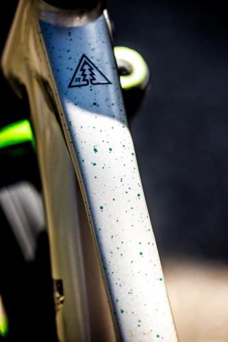 DYEDbro ochranná folie Speckled Green lesk